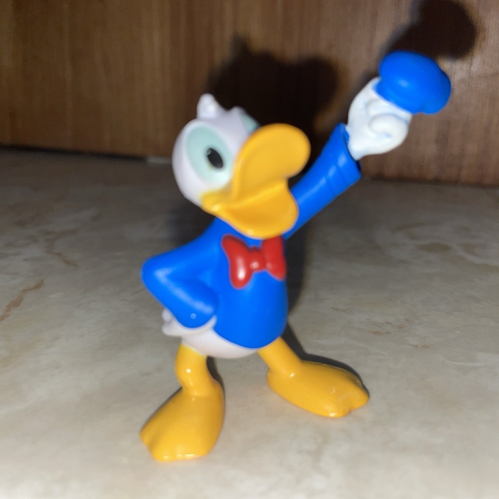 Disney Donald Duck "Hats Off To You" Action‎ Figure